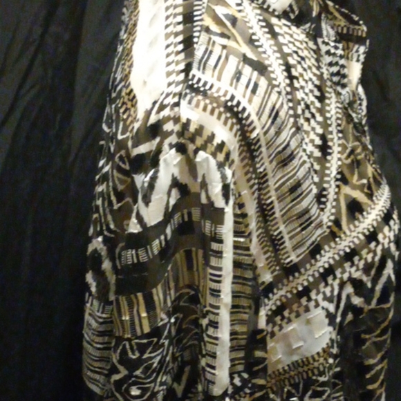 Top - Picture 3 of 5